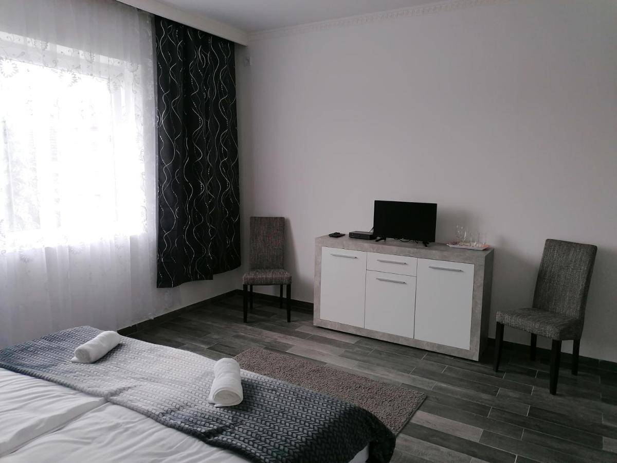 Napfény Szállás Szeged Exterior foto